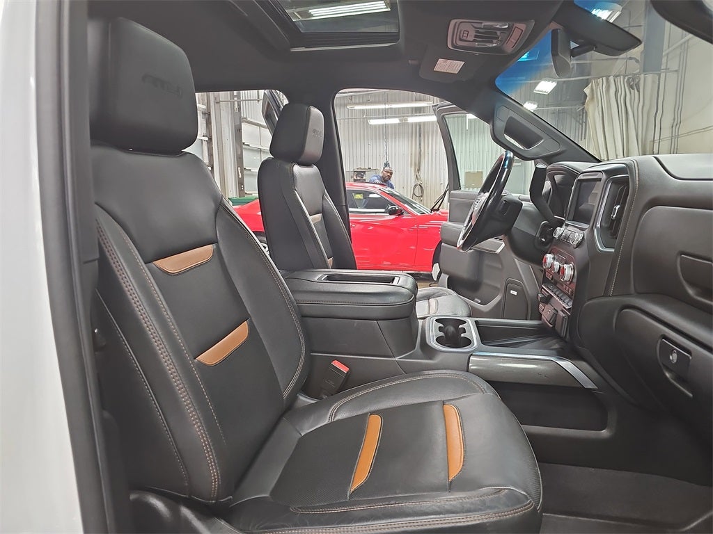 2022 GMC Sierra Limited AT4