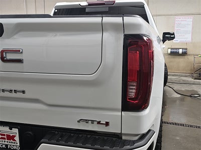 2022 GMC Sierra Limited AT4