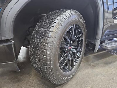 2023 GMC Sierra Elevation