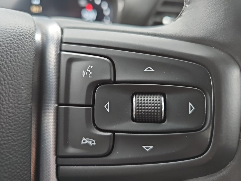 2025 GMC Sierra SLT