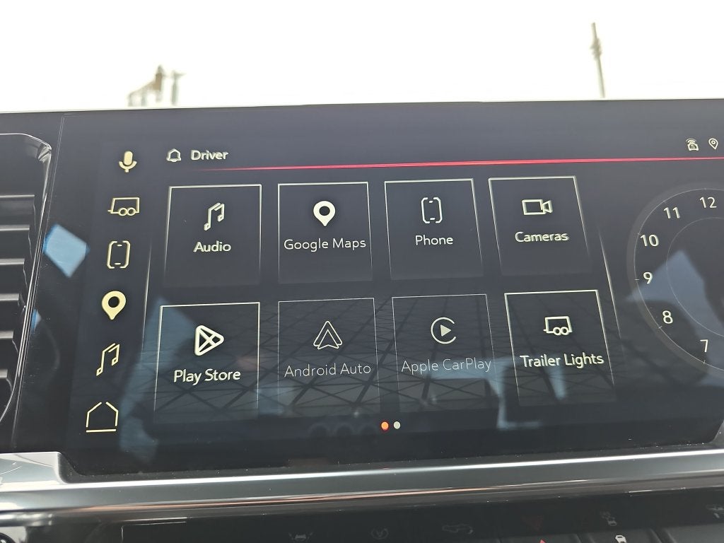2025 GMC Sierra SLT