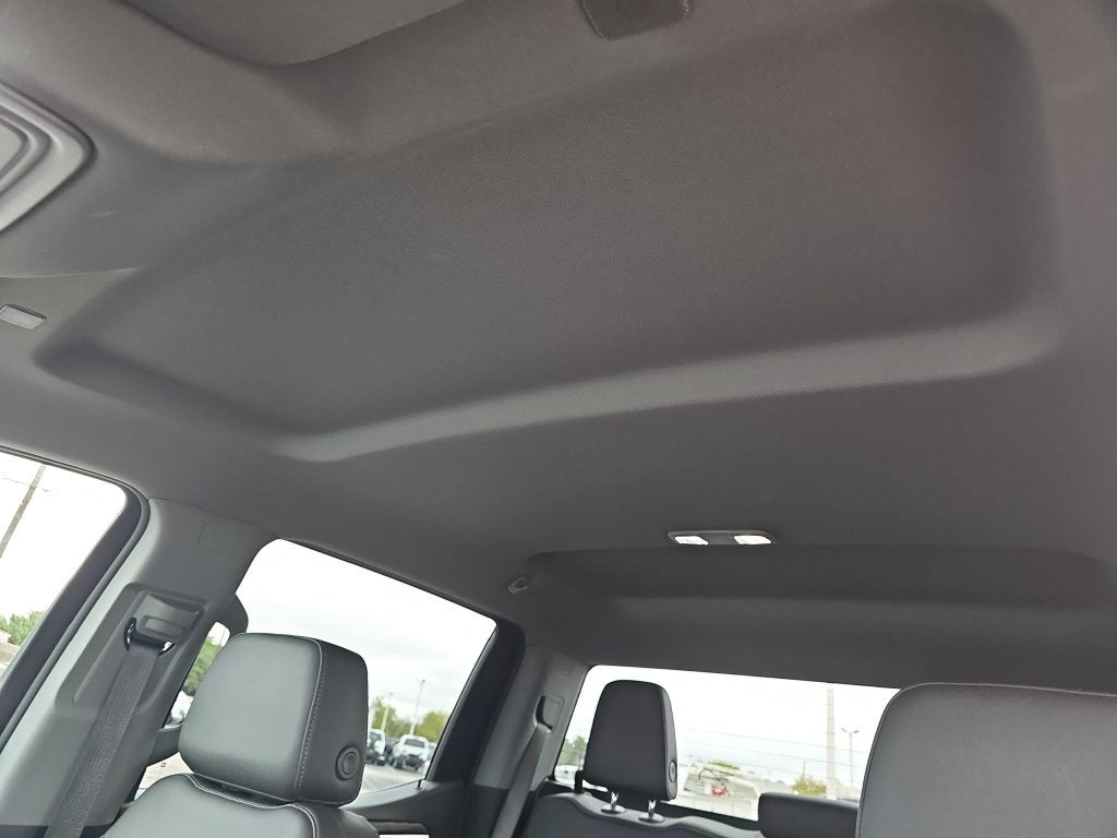 2025 GMC Sierra SLT