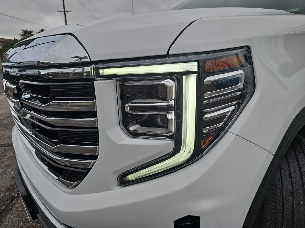 2025 GMC Sierra SLT