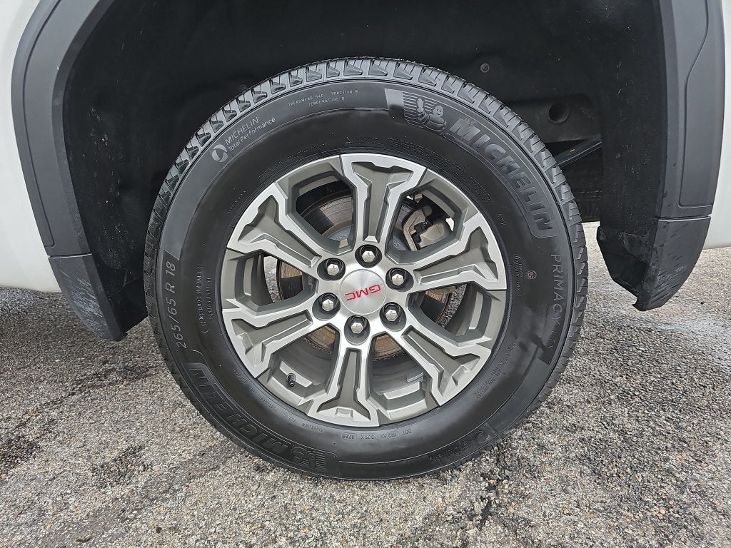 2025 GMC Sierra SLT