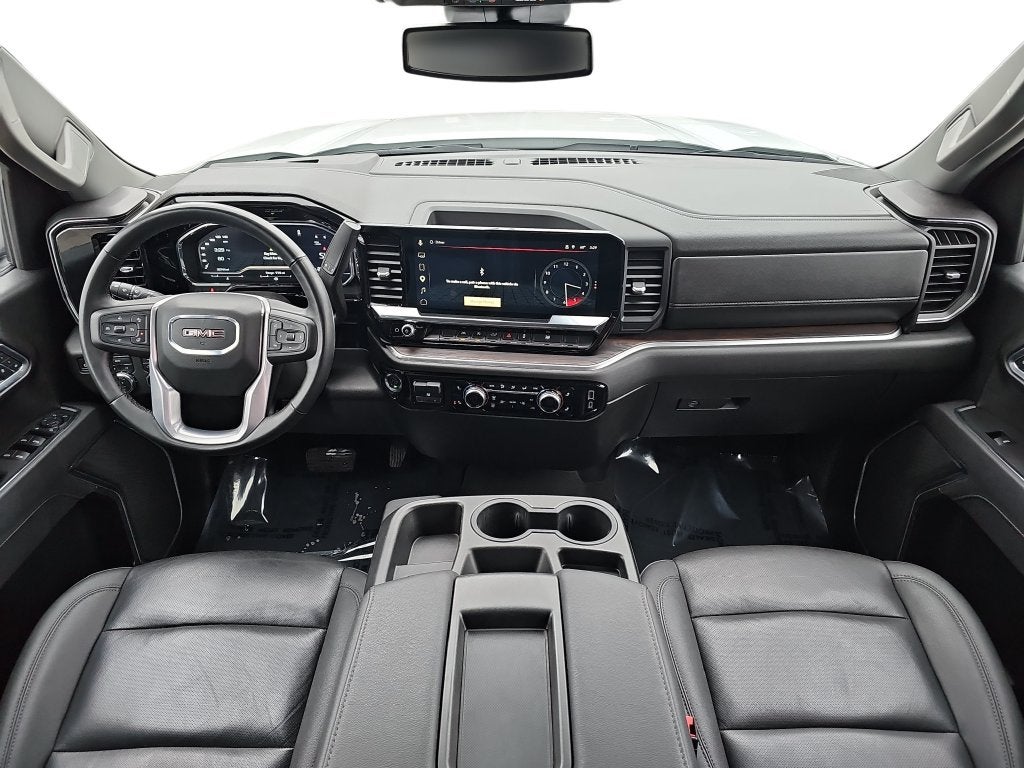 2025 GMC Sierra SLT