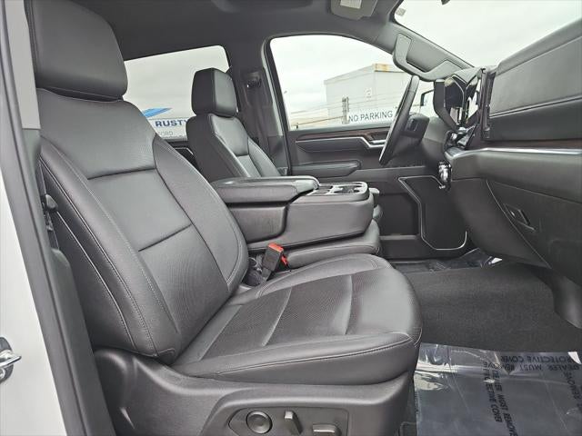 2025 GMC Sierra SLT