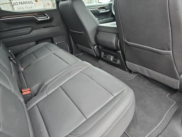 2025 GMC Sierra SLT