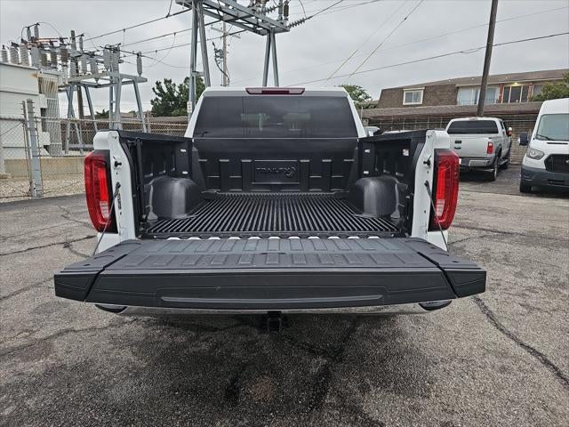 2025 GMC Sierra SLT