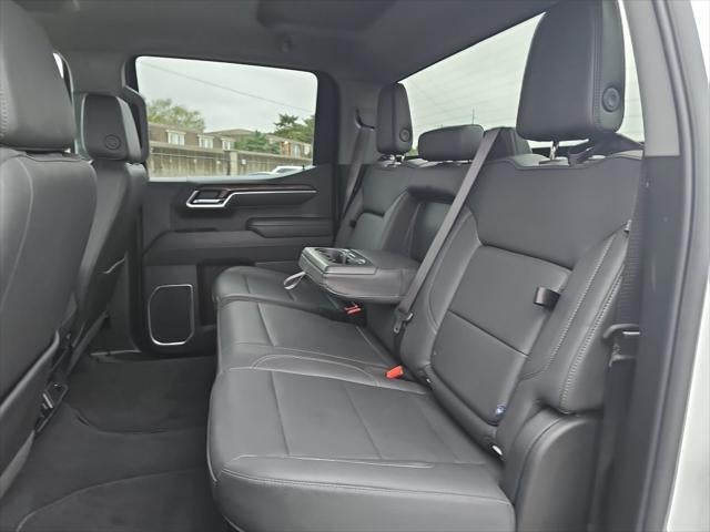 2025 GMC Sierra SLT
