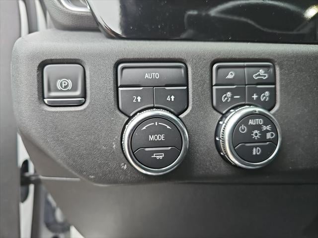 2025 GMC Sierra SLT
