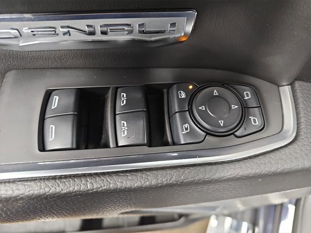 2024 GMC Sierra Denali