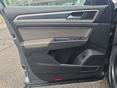 2022 Volkswagen Atlas 3.6L V6 SEL R-Line