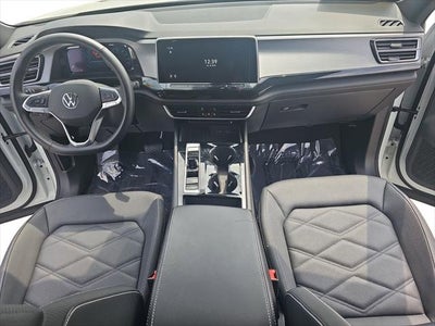 2025 Volkswagen Atlas Cross Sport 2.0T SE w/Technology
