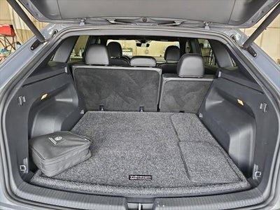 2022 Volkswagen Atlas Cross Sport 3.6L V6 SEL R-Line