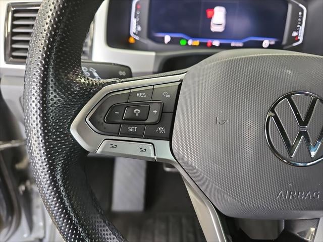 2022 Volkswagen Atlas Cross Sport 3.6L V6 SEL R-Line