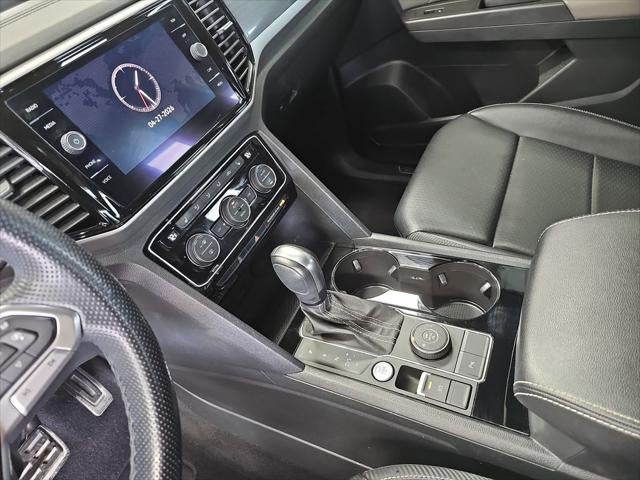 2022 Volkswagen Atlas Cross Sport 3.6L V6 SEL R-Line