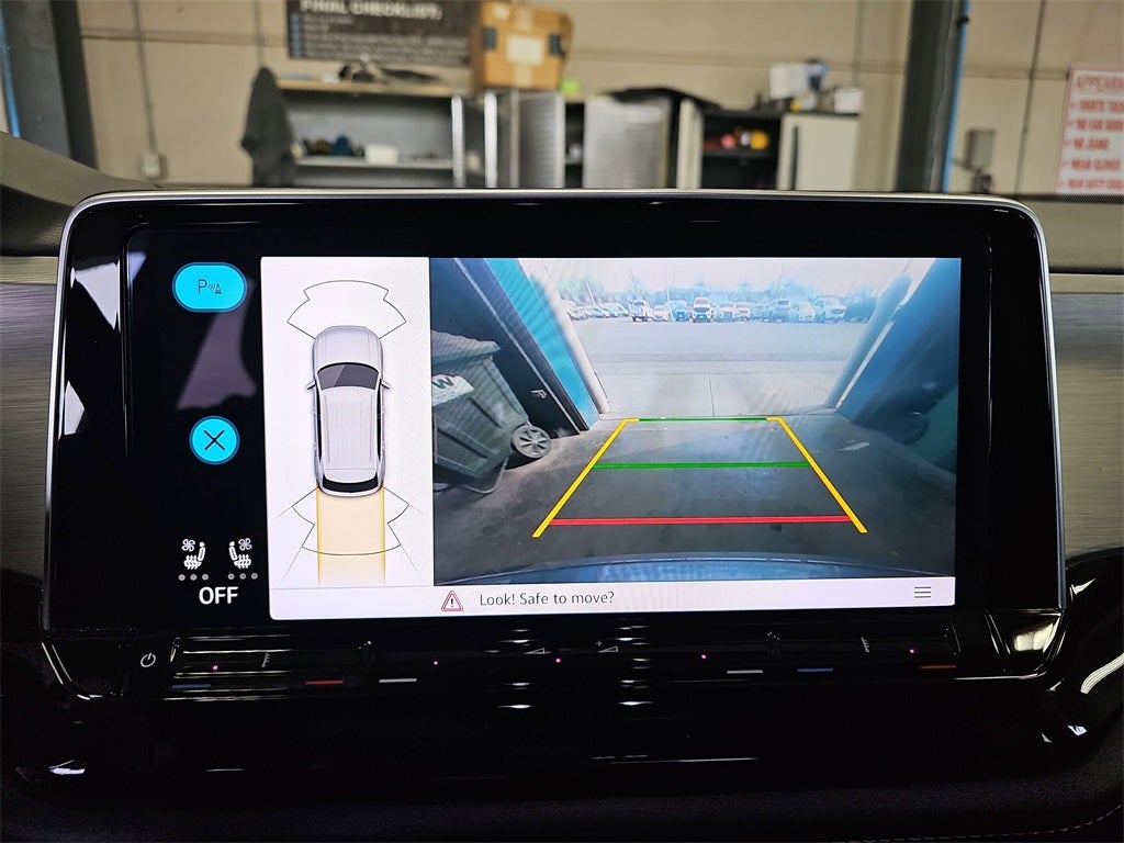 2024 Volkswagen Atlas Cross Sport 2.0T SE w/Technology