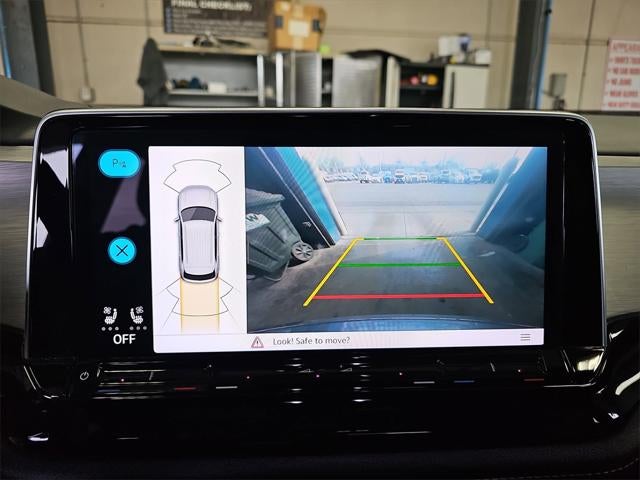 2024 Volkswagen Atlas Cross Sport 2.0T SE w/Technology