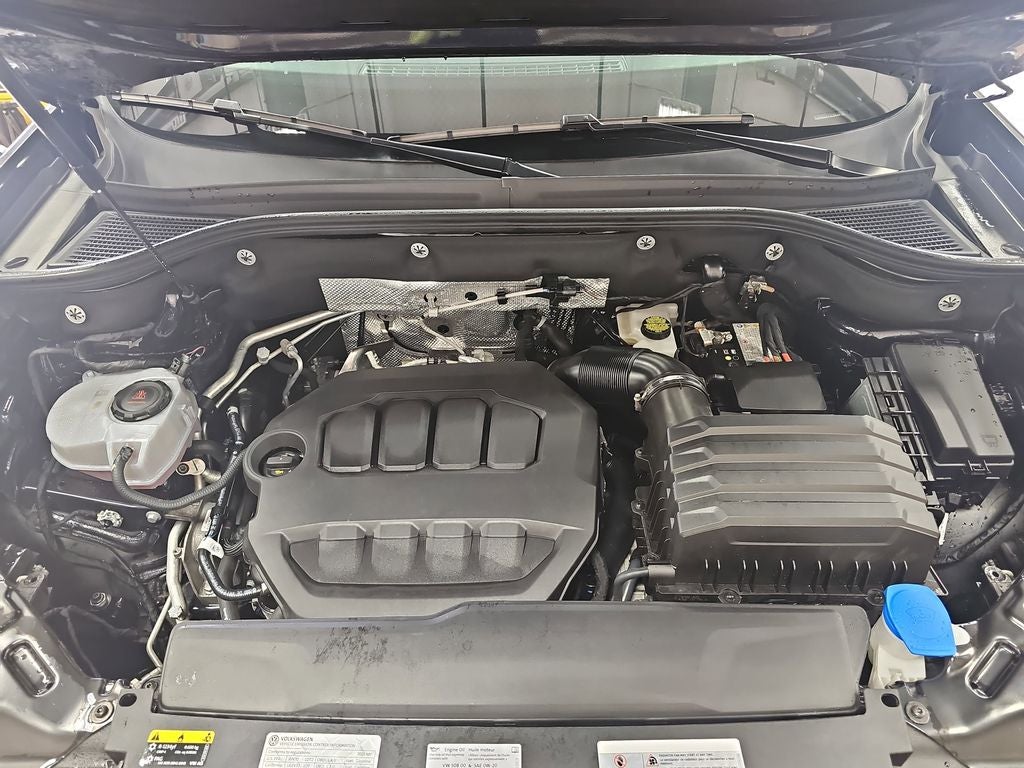 2025 Volkswagen Atlas 2.0T SE w/Technology