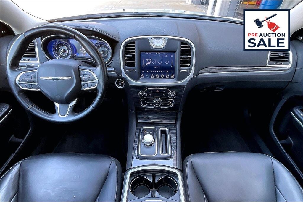 2022 Chrysler 300 Touring
