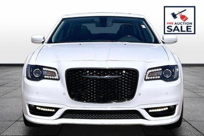 2022 Chrysler 300 Touring