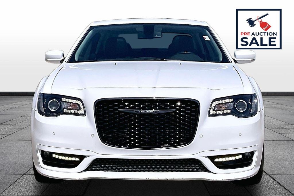 2022 Chrysler 300 Touring