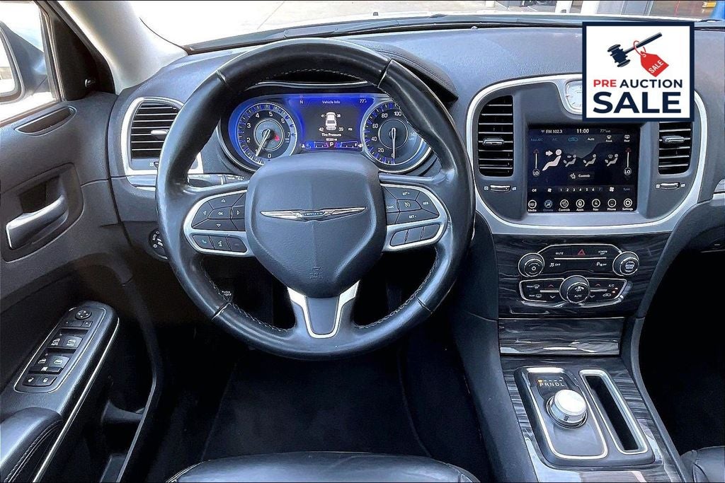 2022 Chrysler 300 Touring