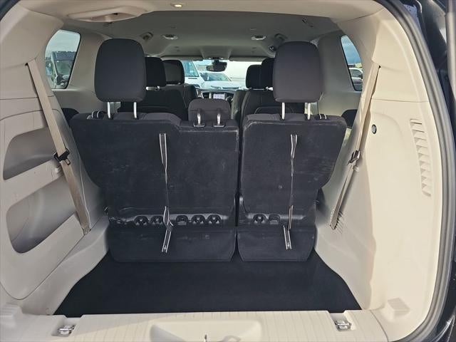 2024 Chrysler Voyager LX