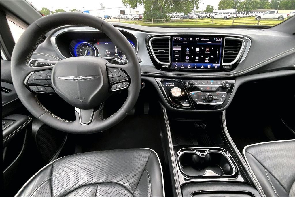 2025 Chrysler Pacifica Limited