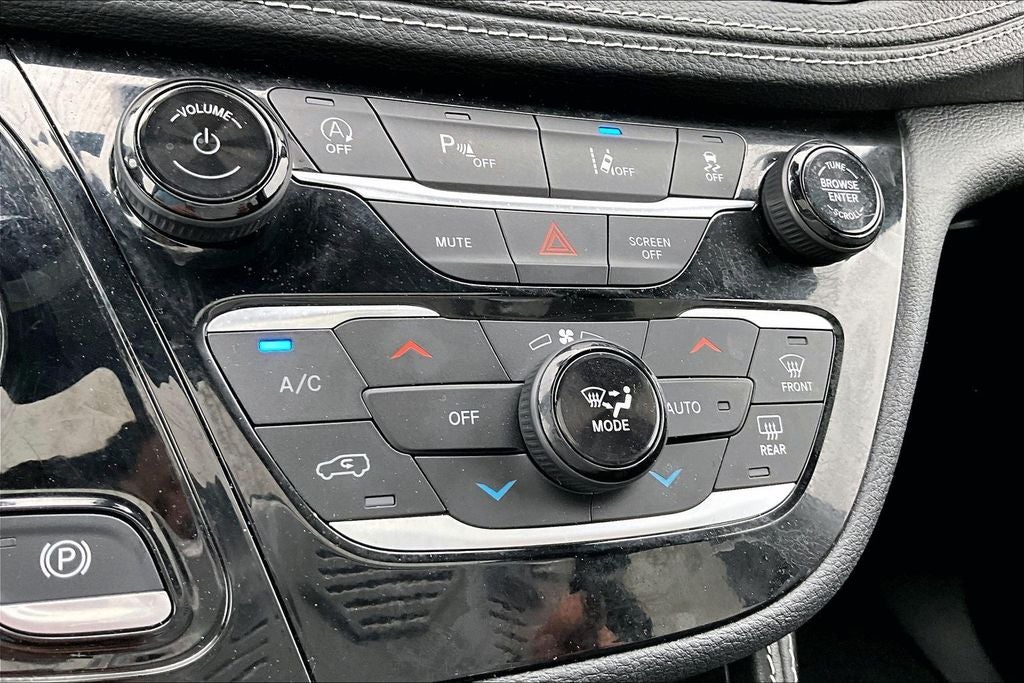2025 Chrysler Pacifica Limited