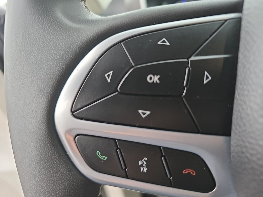 2024 Chrysler Pacifica Select