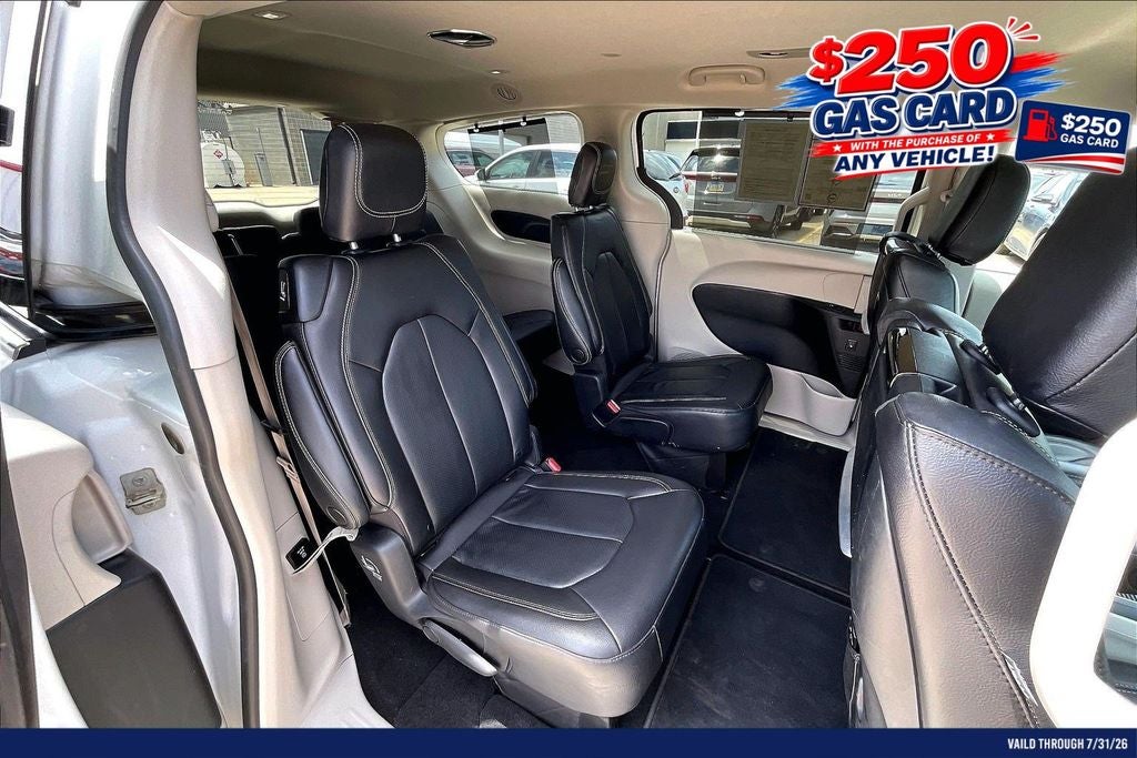 2022 Chrysler Pacifica Touring L