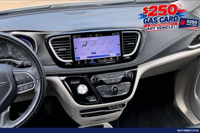 2022 Chrysler Pacifica Touring L