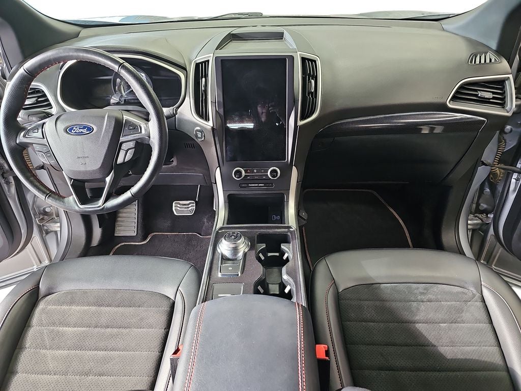 2021 Ford Edge ST Line