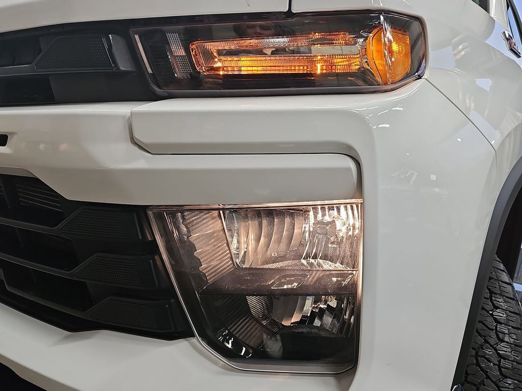 2024 Chevrolet Silverado HD Custom