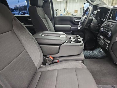 2024 Chevrolet Silverado HD Custom