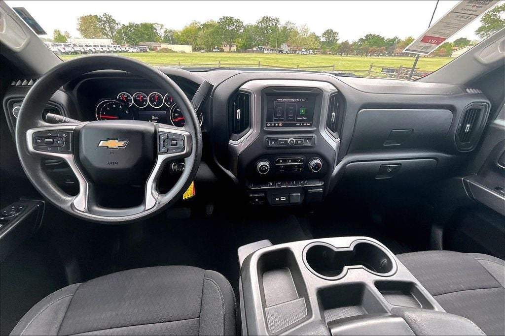 2023 Chevrolet Silverado HD Custom
