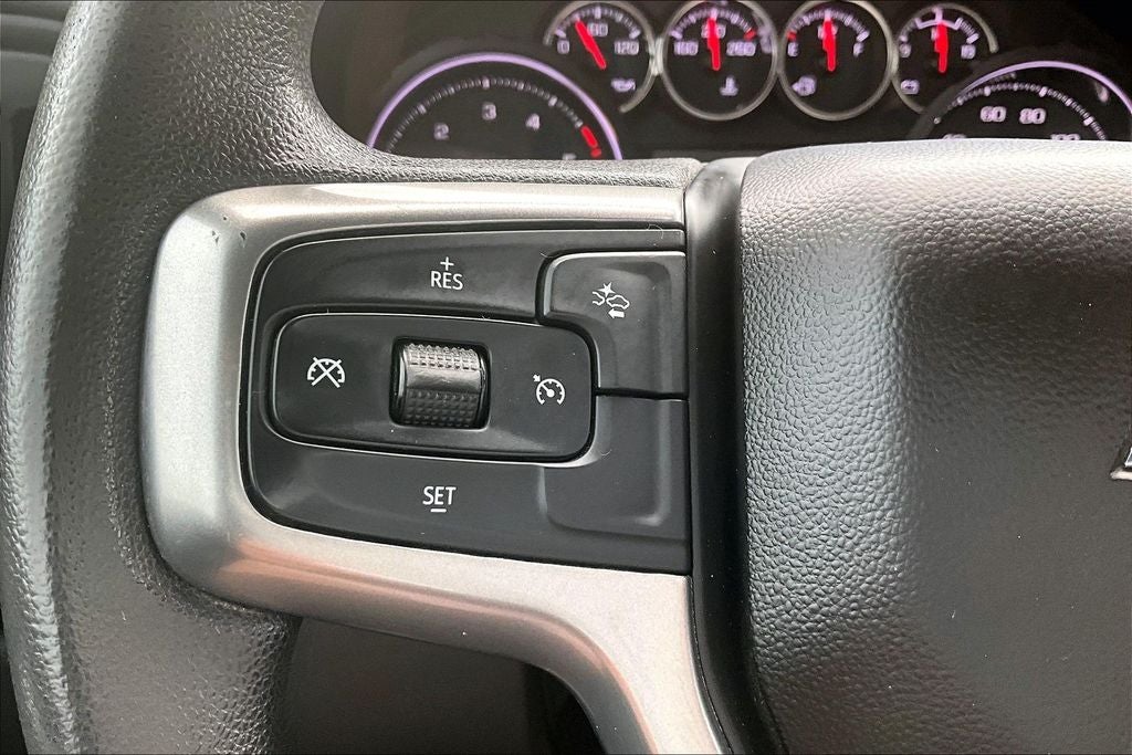 2023 Chevrolet Silverado HD Custom