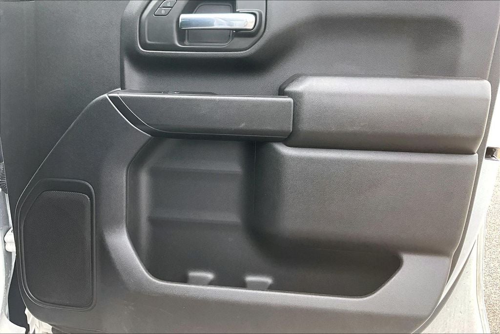 2023 Chevrolet Silverado HD Custom