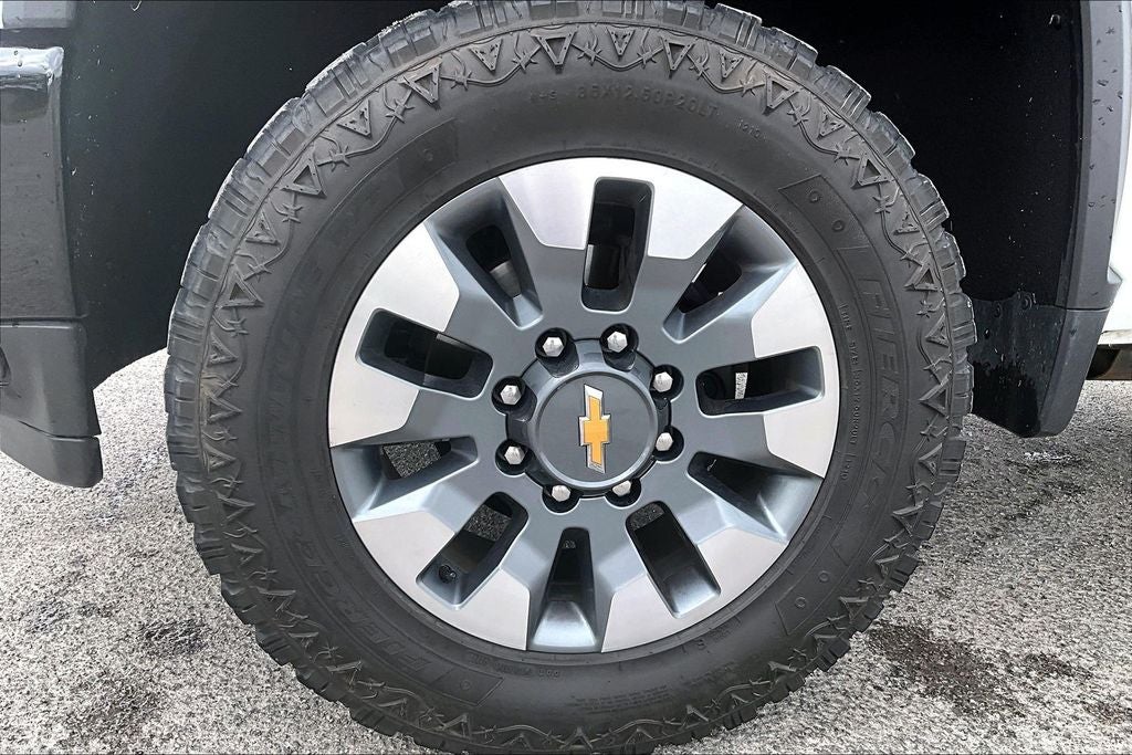 2023 Chevrolet Silverado HD Custom