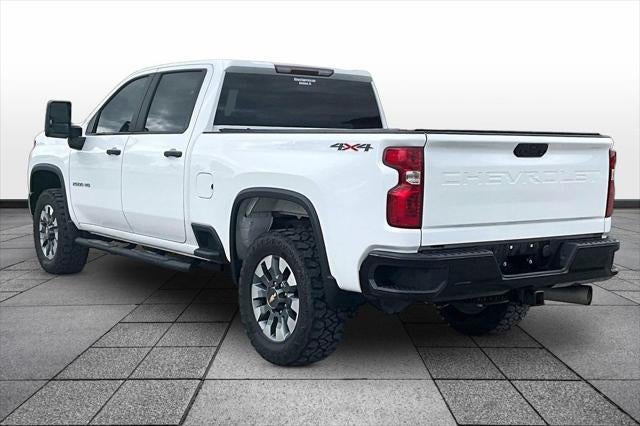 2023 Chevrolet Silverado HD Custom