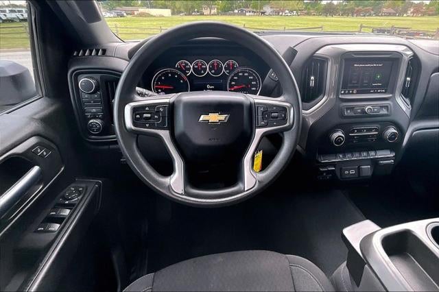 2023 Chevrolet Silverado HD Custom