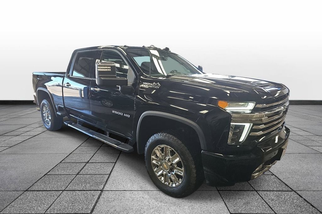 2022 Chevrolet Silverado HD High Country