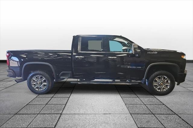 2022 Chevrolet Silverado HD High Country