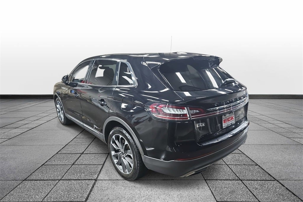 2022 Lincoln Nautilus Reserve