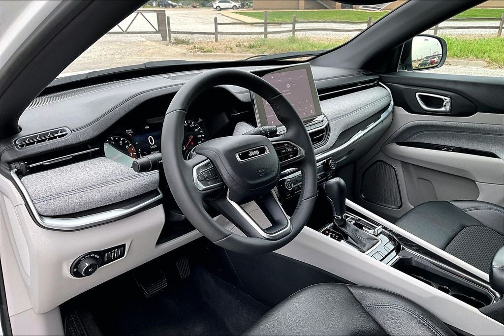 2024 Jeep Compass Latitude - Photo 12
