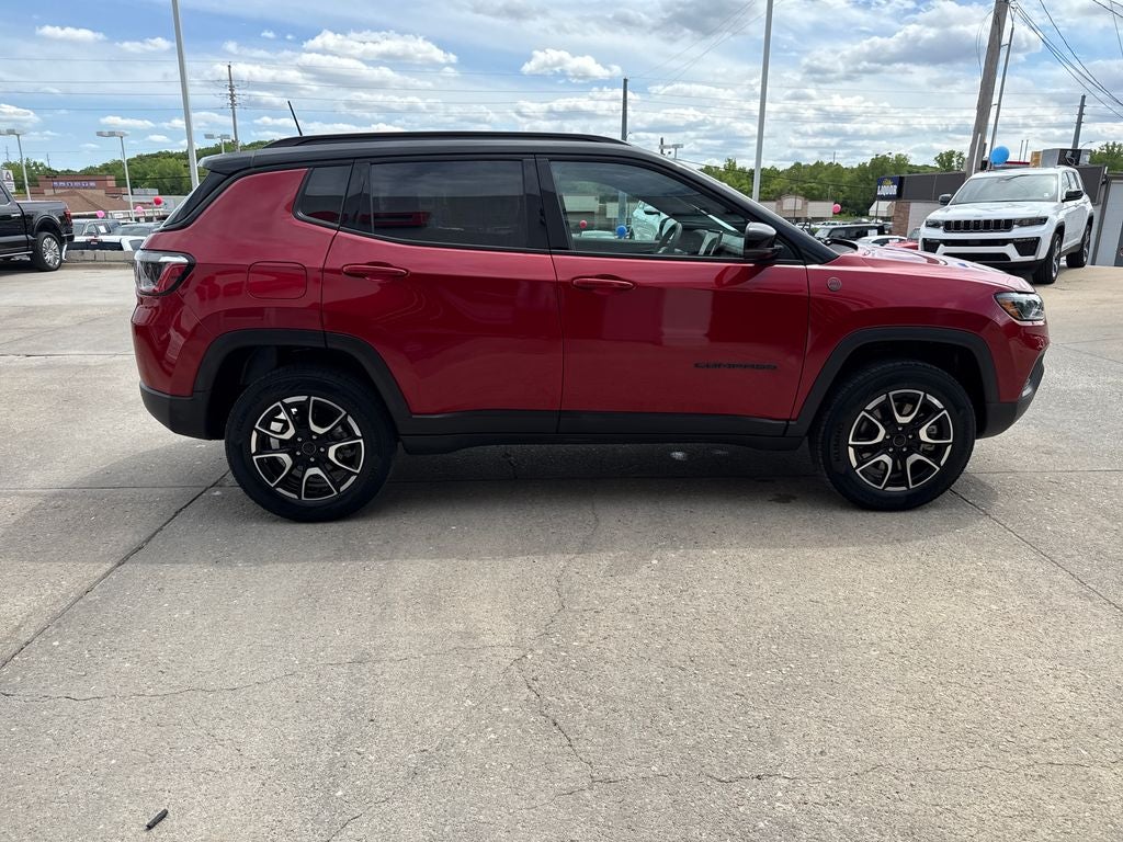 2025 Jeep Compass Trailhawk