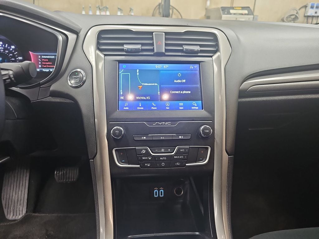 2020 Ford Fusion SE