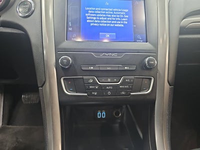 2020 Ford Fusion SE