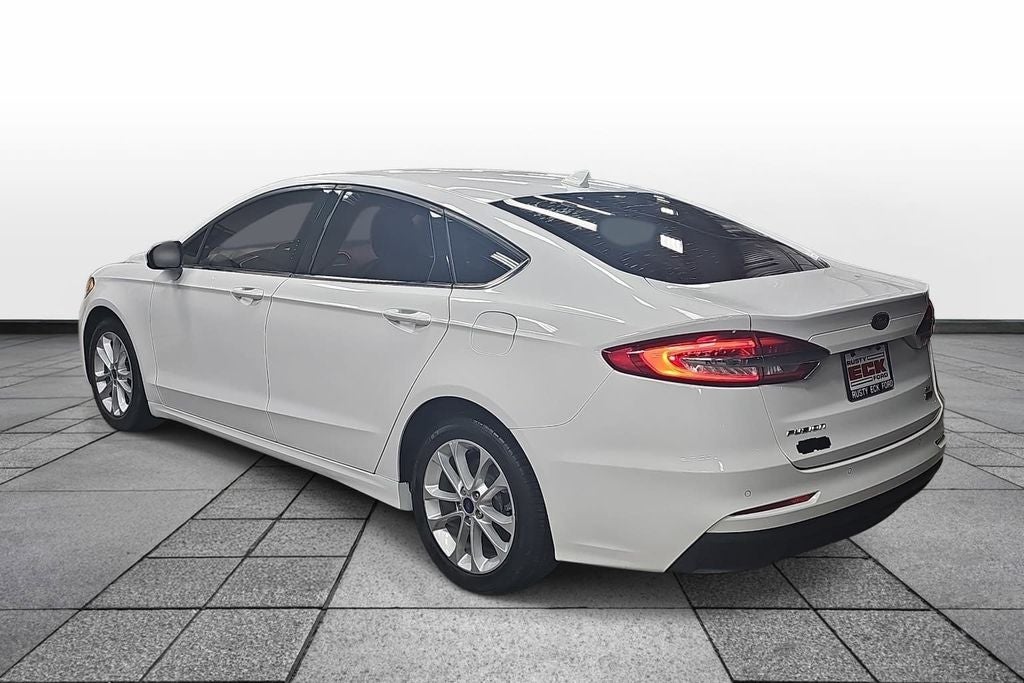 2020 Ford Fusion SE